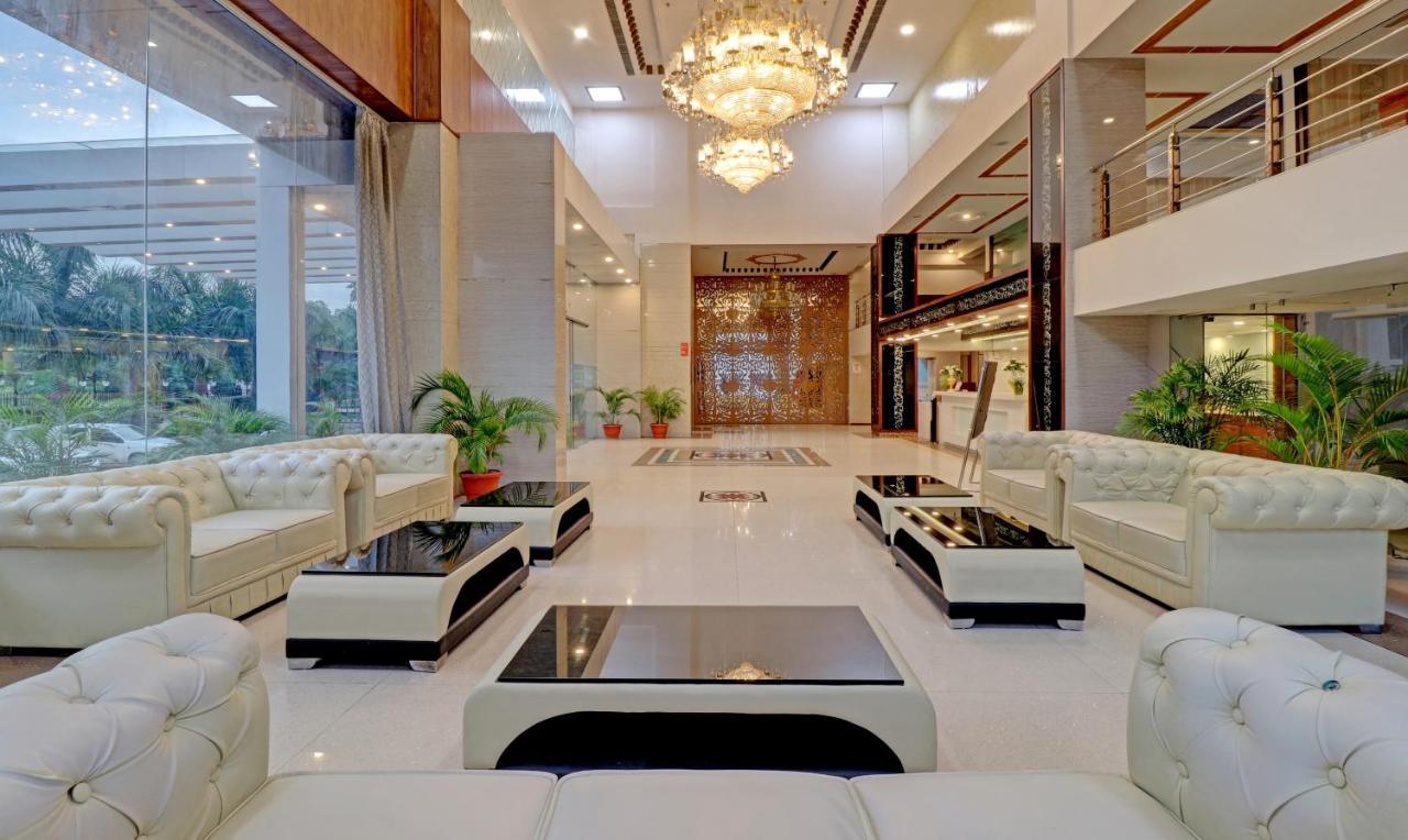 Treebo Premium Pearl Avenue, Ring Road Ξενοδοχείο Ντεχραντούν Εξωτερικό φωτογραφία