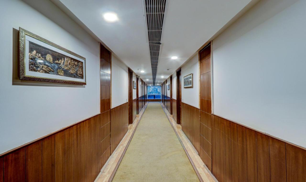 Treebo Premium Pearl Avenue, Ring Road Ξενοδοχείο Ντεχραντούν Εξωτερικό φωτογραφία