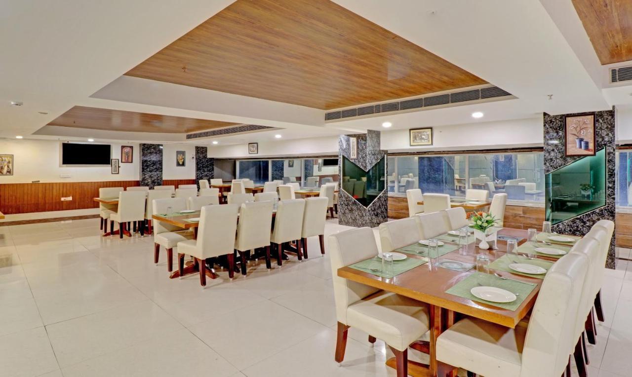 Treebo Premium Pearl Avenue, Ring Road Ξενοδοχείο Ντεχραντούν Εξωτερικό φωτογραφία