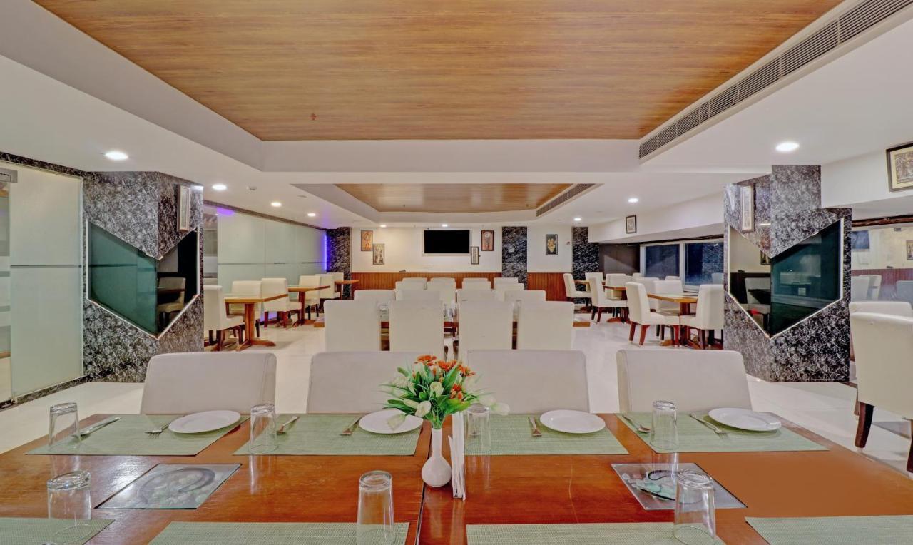 Treebo Premium Pearl Avenue, Ring Road Ξενοδοχείο Ντεχραντούν Εξωτερικό φωτογραφία