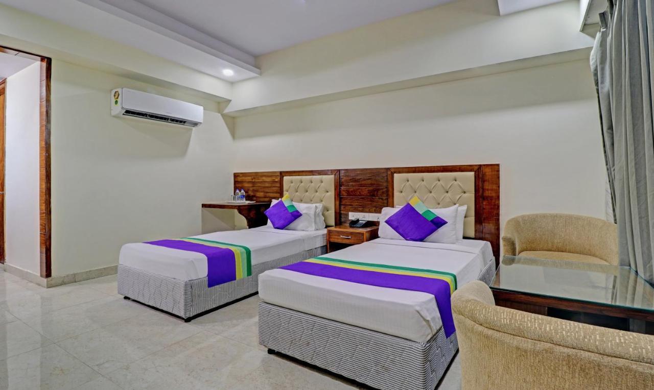 Treebo Premium Pearl Avenue, Ring Road Ξενοδοχείο Ντεχραντούν Εξωτερικό φωτογραφία