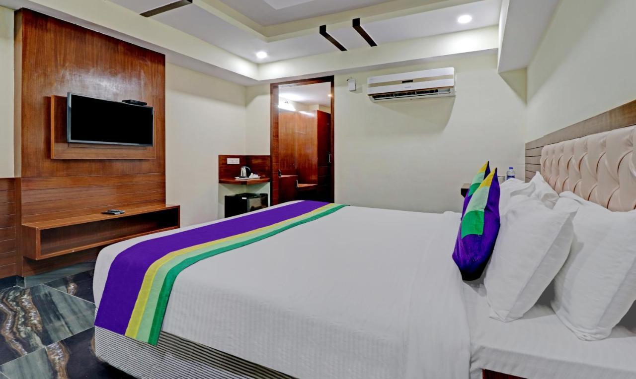 Treebo Premium Pearl Avenue, Ring Road Ξενοδοχείο Ντεχραντούν Εξωτερικό φωτογραφία