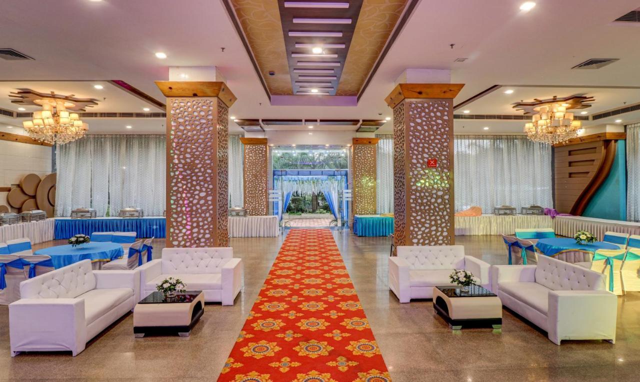 Treebo Premium Pearl Avenue Banquets And Lawn Ντεχραντούν Εξωτερικό φωτογραφία