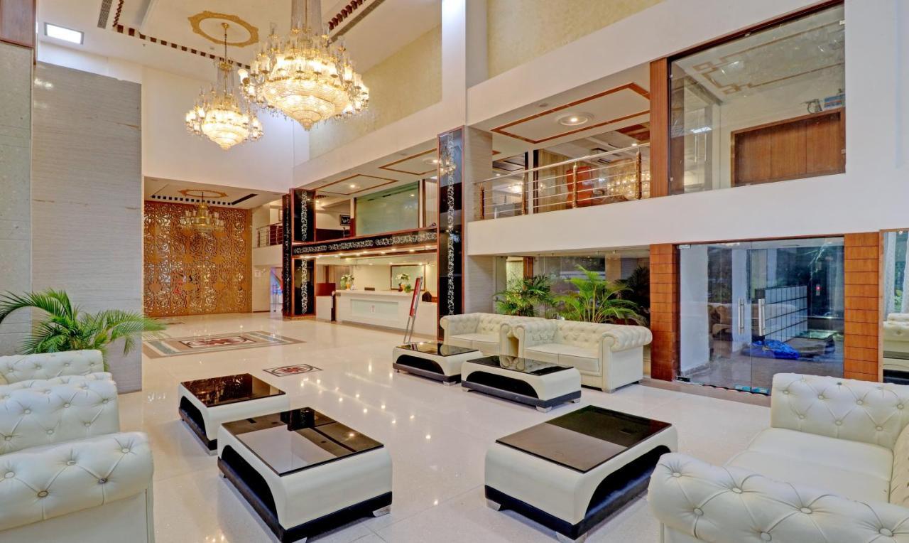 Treebo Premium Pearl Avenue, Ring Road Ξενοδοχείο Ντεχραντούν Εξωτερικό φωτογραφία