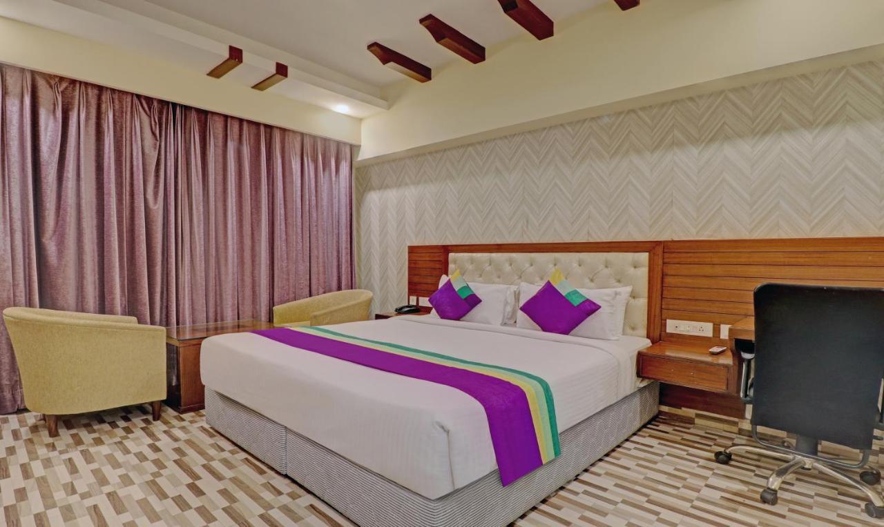 Treebo Premium Pearl Avenue, Ring Road Ξενοδοχείο Ντεχραντούν Εξωτερικό φωτογραφία